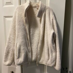 Uniqlo fuzzy jacket zip up, Sherpa, white, pockets size L